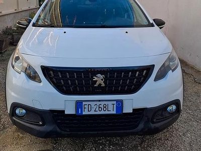 Usata Peugeot 2008 GT-line 120 CV (88 kW) 2016 Bianco SUV