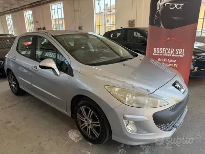 Usata Peugeot 308 Premium 120 CV (88 kW) 2008 Grigio Berlina
