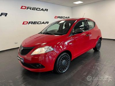 Usata Lancia Ypsilon S 69 CV (50 kW) 2018 Rosso Utilitaria