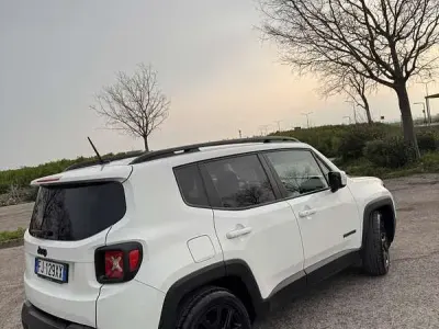 Usata Jeep Renegade Limited 120 CV (88 kW) 2017 SUV