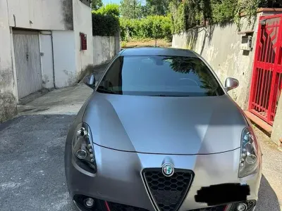 Usata Alfa Romeo Giulietta Veloce 120 CV (88 kW) 2017 Utilitaria