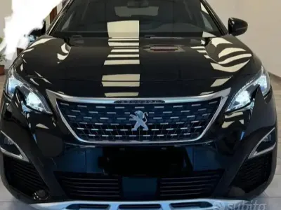 Usata Peugeot 3008 GT-line 120 CV (88 kW) 2018 Nero SUV