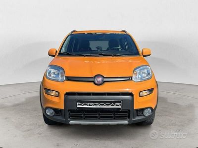 Usata Fiat Panda 4x4 S 85 CV (62 kW) 2017 Arancione Utilitaria