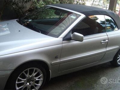 Usata Volvo C70 200 CV (147 kW) 2006 Grigio Cabrio