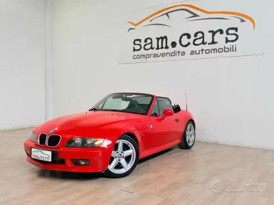 Begagnad BMW Z3 116 HK (85 kW) 1997 Röd Cab