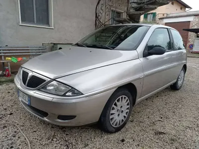 Gebraucht Lancia 2000 60 PS (44 kW) 2003 Grau Limousine