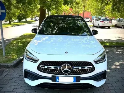 Usata Mercedes GLA200 Premium 2022 Bianco SUV