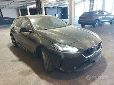 Occasion BMW 120 M Sport 163 ch (119 kW) 2025 Noir Citadine