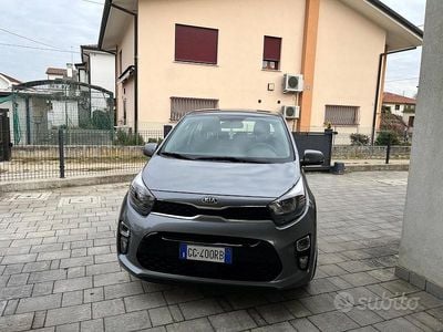 Usata Kia Picanto 65 CV (47 kW) 2021 Grigio Utilitaria