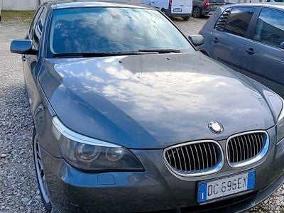 Usata BMW 530 M Sport 231 CV (169 kW) 2006 Grigio Station wagon
