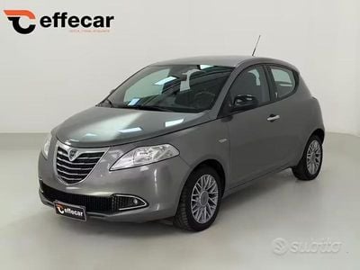 Usata Lancia Ypsilon S 85 CV (62 kW) 2012 Grigio Utilitaria