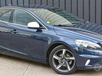 Usata Volvo V40 R-Design Momentum 115 CV (84 kW) 2015 Blu/azzurro Berlina