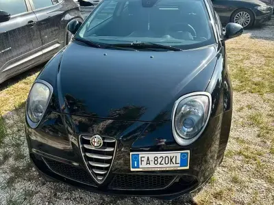Usata Alfa Romeo MiTo 70 CV (51 kW) 2013 Nero Utilitaria