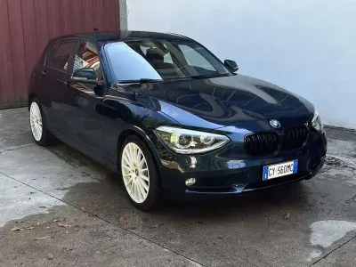Usata BMW 125 Sport Line 218 CV (160 kW) 2014 Blu Utilitaria