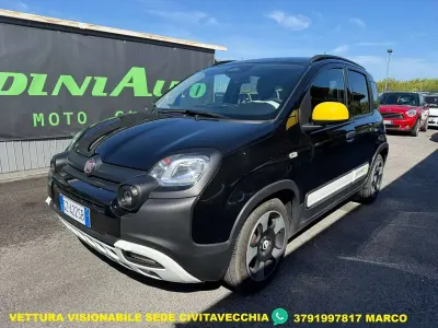 Usata Fiat Panda Cross Cross 69 CV (50 kW) 2025 Nero Utilitaria