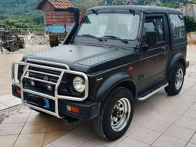 Suzuki Samurai