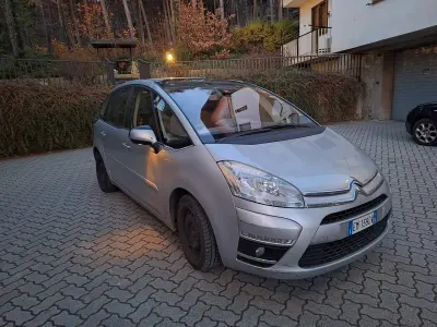 Usata Citroën Grand C4 Picasso Business Class 112 CV (82 kW) 2012 Argento Monovolume