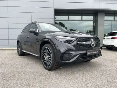 Uusi Mercedes GLC300e 197 HP (144 kW) 2026 Harmaa Katumaasturi
