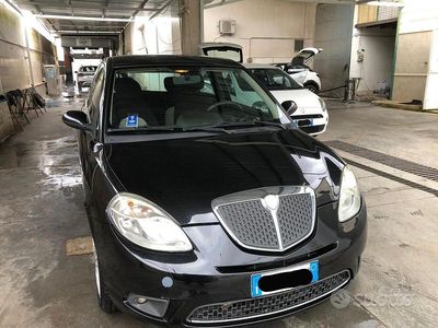 Usata Lancia Ypsilon 60 CV (44 kW) 2007 Nero Utilitaria
