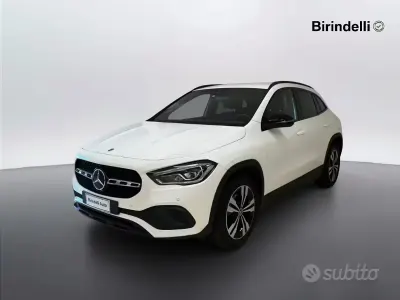 Usata Mercedes GLA180 136 CV (100 kW) 2022 Bianco SUV