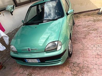 Usata Fiat 600 2001 Verde Utilitaria