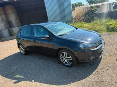 Usata VW Golf VII 110 CV (80 kW) 2012 Nero Utilitaria