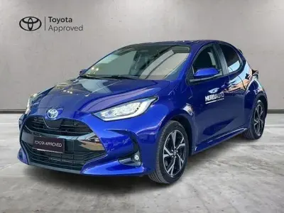 Usata Toyota Yaris Hybrid Trend 92 CV (67 kW) 2025 Blu Berlina