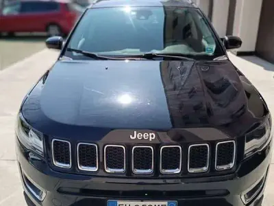 Usata Jeep Compass Limited 140 CV (102 kW) 2019 Nero SUV