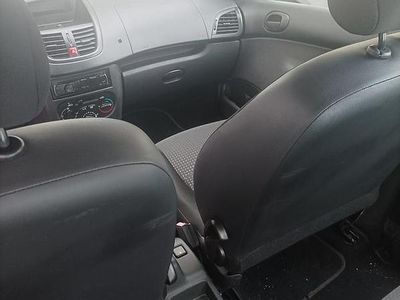 Usata Peugeot 206+ 60 CV (44 kW) 2011 Nero Utilitaria