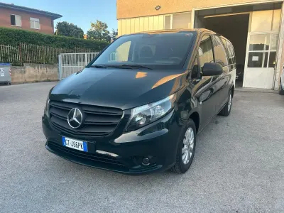 Usata Mercedes Vito 163 CV (119 kW) 2021 Verde Furgone
