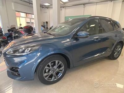 Usata Ford Kuga ST-Line 120 CV (88 kW) 2024 Blu SUV