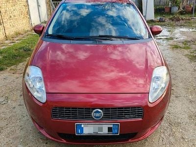 Usata Fiat Grande Punto Emotion 90 CV (66 kW) 2007 Rosso Utilitaria