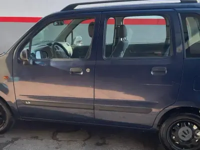 Usata Suzuki Swift 76 CV (55 kW) 2003 Bluazzurro Station wagon
