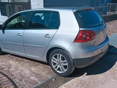 Usata VW Golf VI Comfortline 105 CV (77 kW) 2008 Grigio Utilitaria