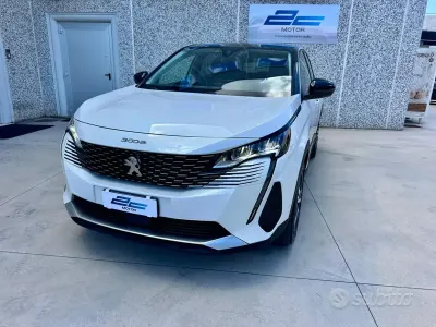 Usata Peugeot 3008 Allure 131 CV (96 kW) 2021 Bianco SUV