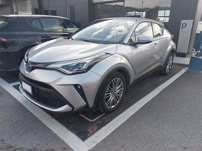 Usata Toyota C-HR Lounge 122 CV (89 kW) 2023 Argento SUV