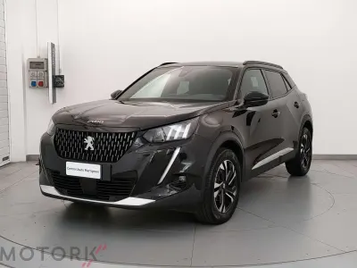 Käytetty Peugeot 2008 GT-line 131 HP (96 kW) 2019 Musta Katumaasturi