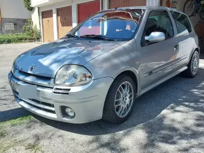 Usata Renault Clio R.S. 169 CV (124 kW) 2001 Berlina