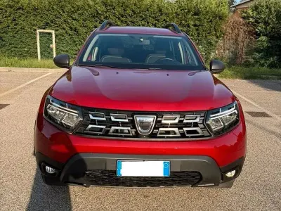 Usata Dacia Duster 101 CV (74 kW) 2022 Rosso SUV
