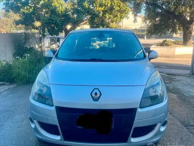 Usata Renault Scenic E-Tech XMOD 131 CV (96 kW) 2011 Grigio Monovolume