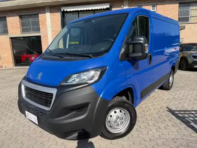 Usata Peugeot Boxer S 140 CV (102 kW) 2020 Blu/azzurro Furgone