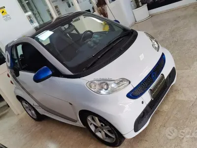 Usata Smart ForTwo Coupé Pulse 71 CV (52 kW) 2012 Bianco Coupé