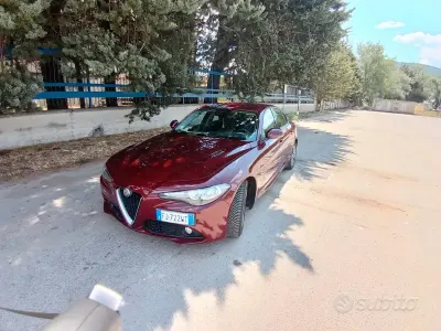 Usata Alfa Romeo Giulia 150 CV (110 kW) 2017 Berlina