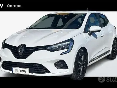 Używany Renault Clio V Zen 2021 Biały Sedan/Limuzyna