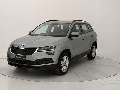 Usata Skoda Karoq Executive 116 CV (85 kW) 2020 Grigio SUV