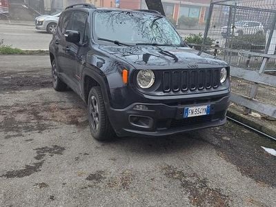 Usata Jeep Renegade Longitude 140 CV (102 kW) 2015 Nero SUV