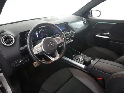 Usata Mercedes GLA180 Premium 116 CV (85 kW) 2022 Argento SUV