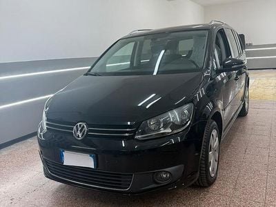 Usata VW Touran 105 CV (77 kW) 2013 Nero Monovolume