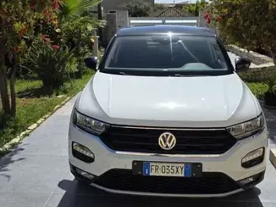 Usata VW T-Roc Style 116 CV (85 kW) 2018 SUV