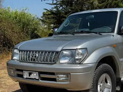 Usata Toyota Land Cruiser 163 CV (119 kW) 2001 Argento SUV